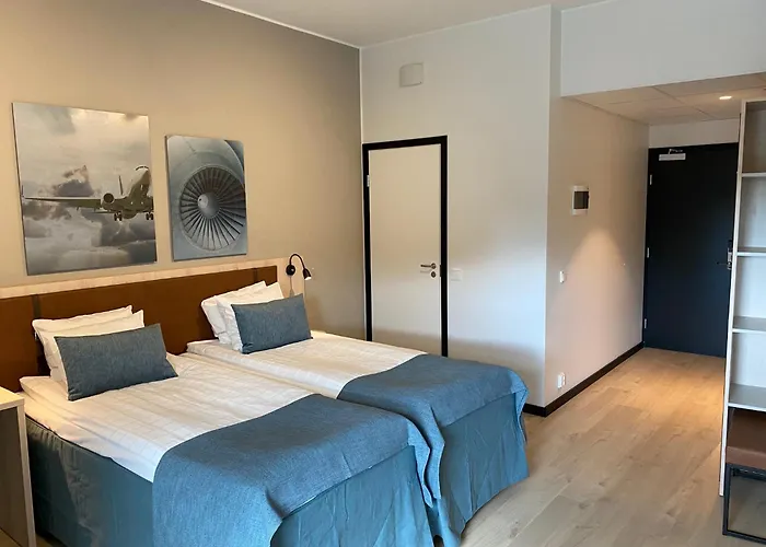 Pilot AirportAirport Hotel